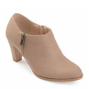 *SALE* Journee Collection Women's SANZI Fashion Boot, Taupe, 8.5M--NEW--5776